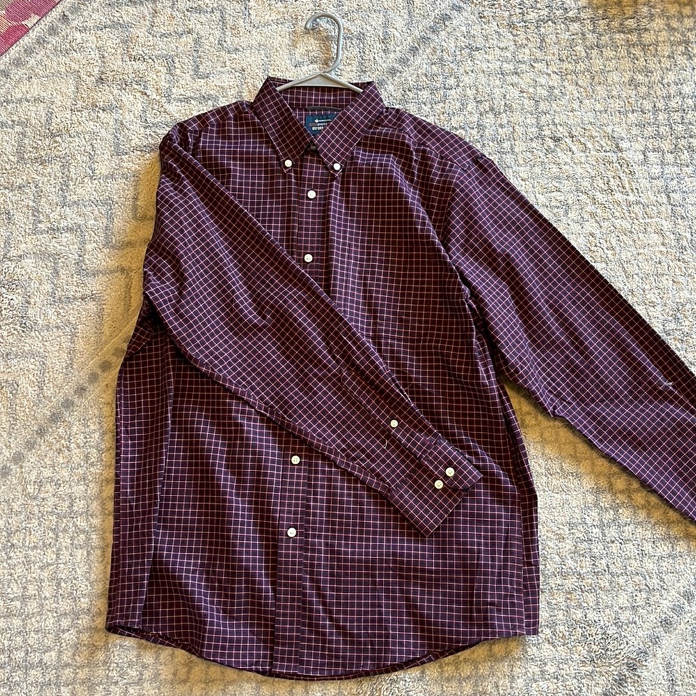 Men’s L Button Up
